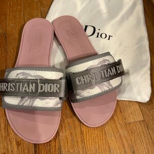 Women’s Slide Sandals